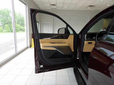 2025 Cadillac ESCALADE IQ Luxury 2