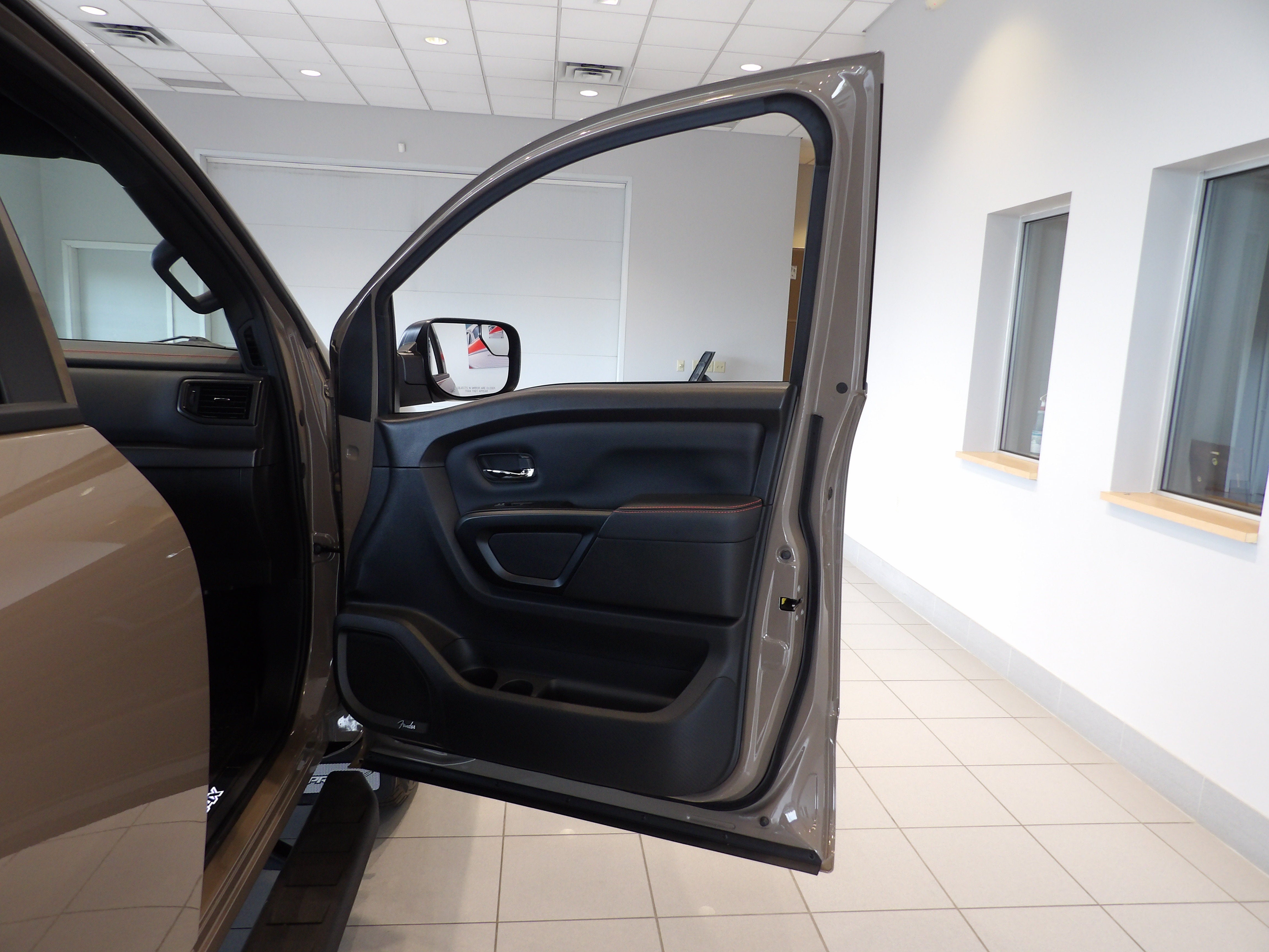 2024 Nissan Titan PRO-4X
