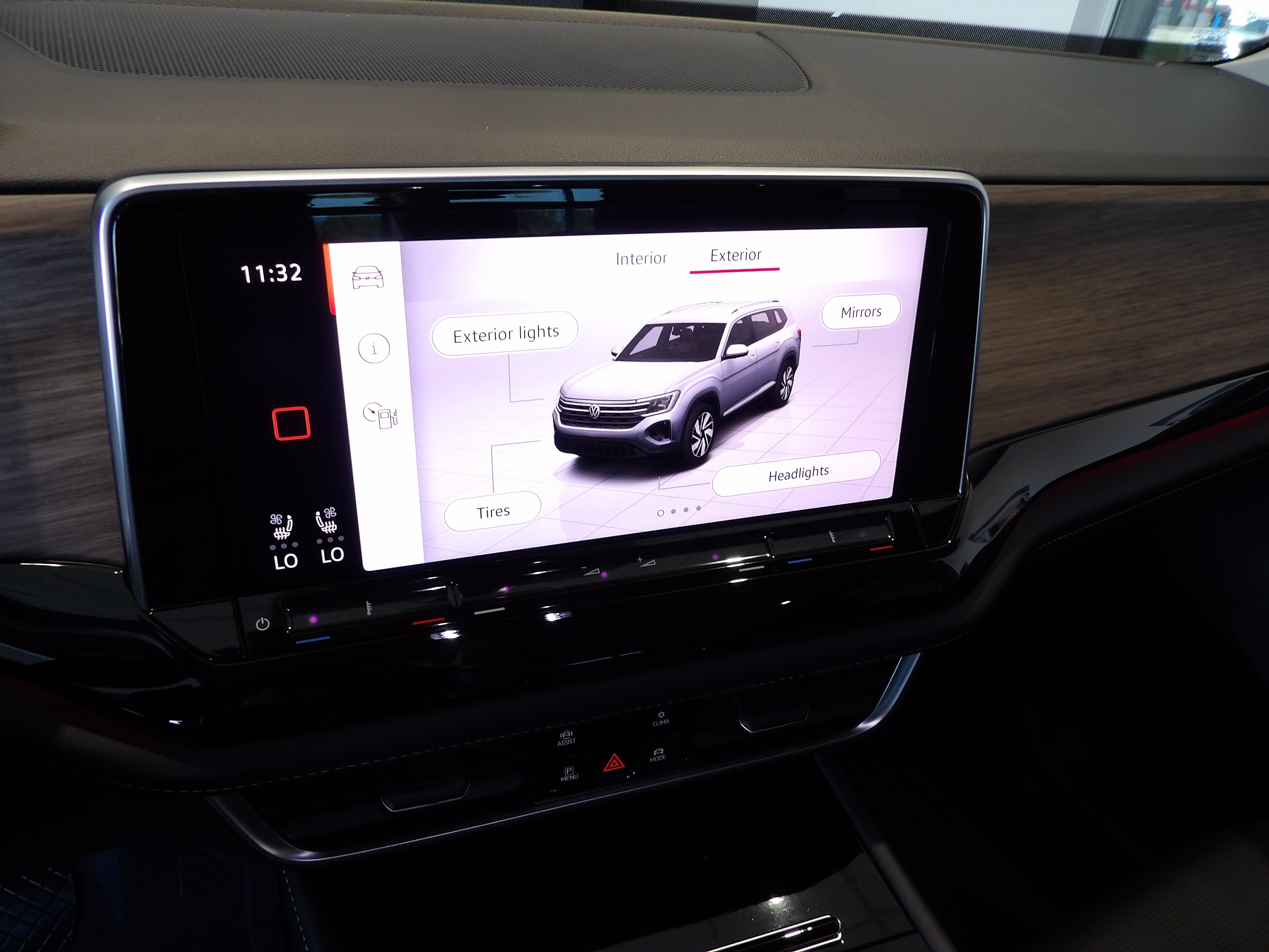 2024 Volkswagen Atlas 2.0T SEL