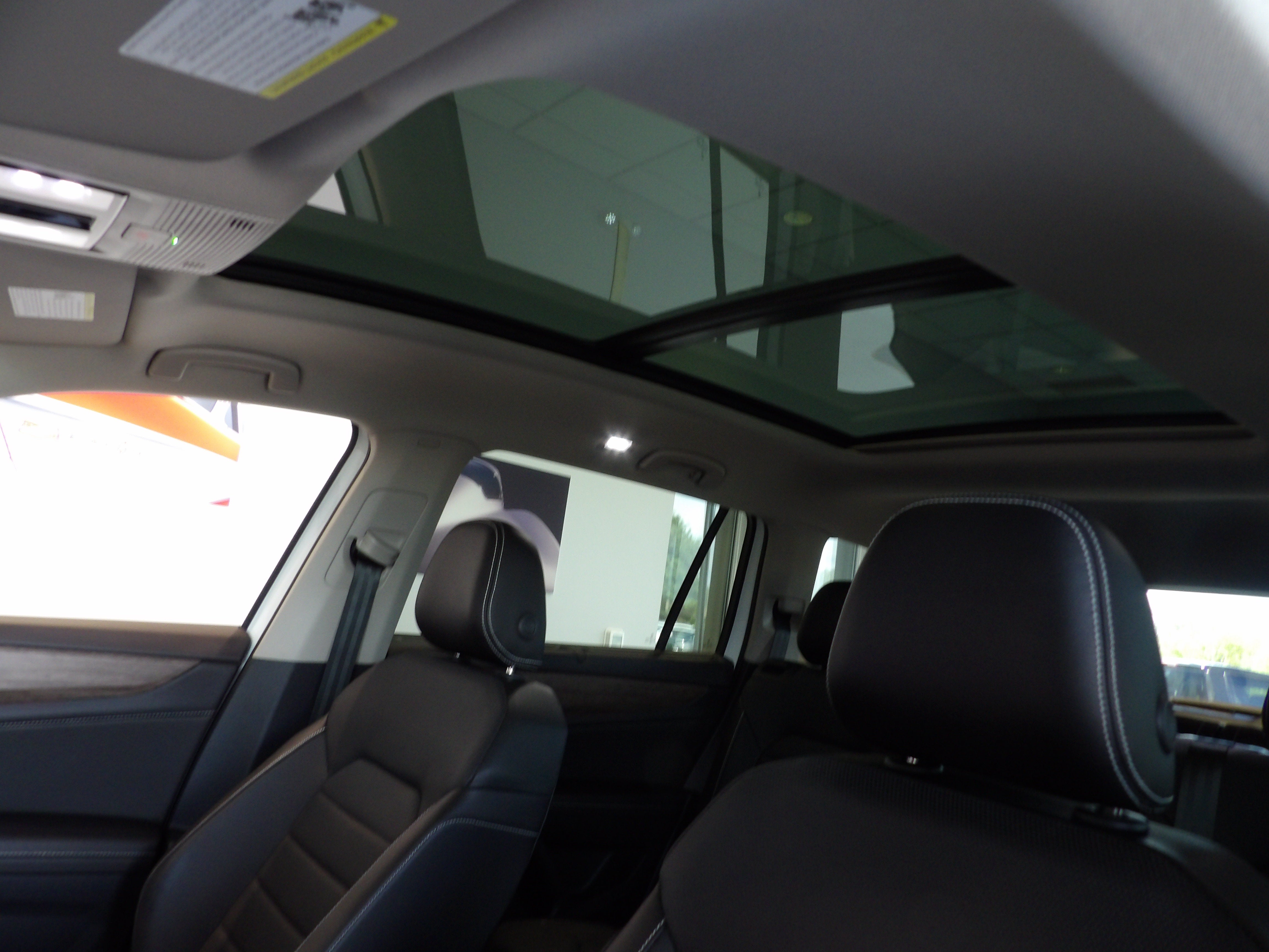 2024 Volkswagen Atlas 2.0T SEL