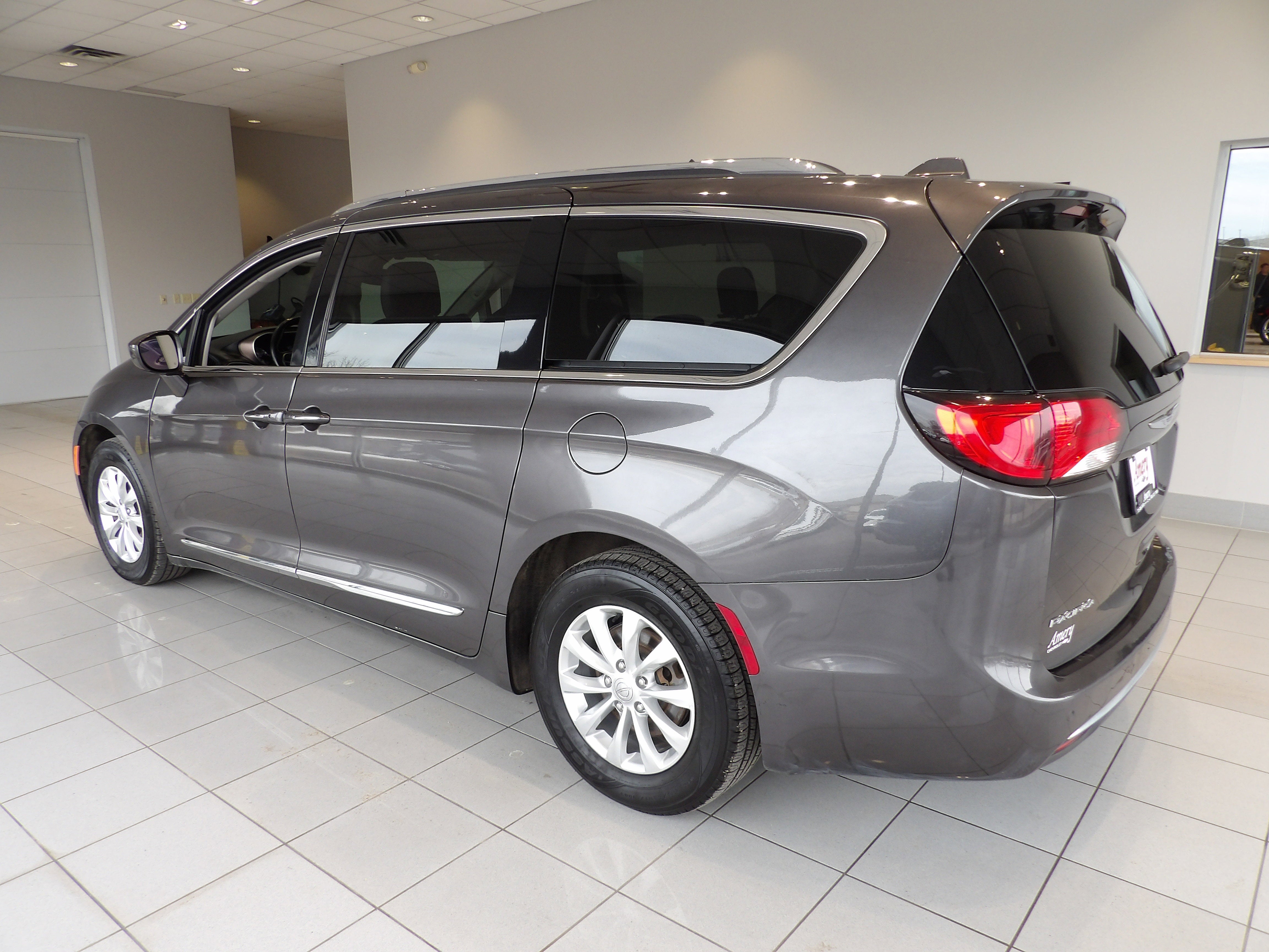 2019 Chrysler Pacifica Touring L