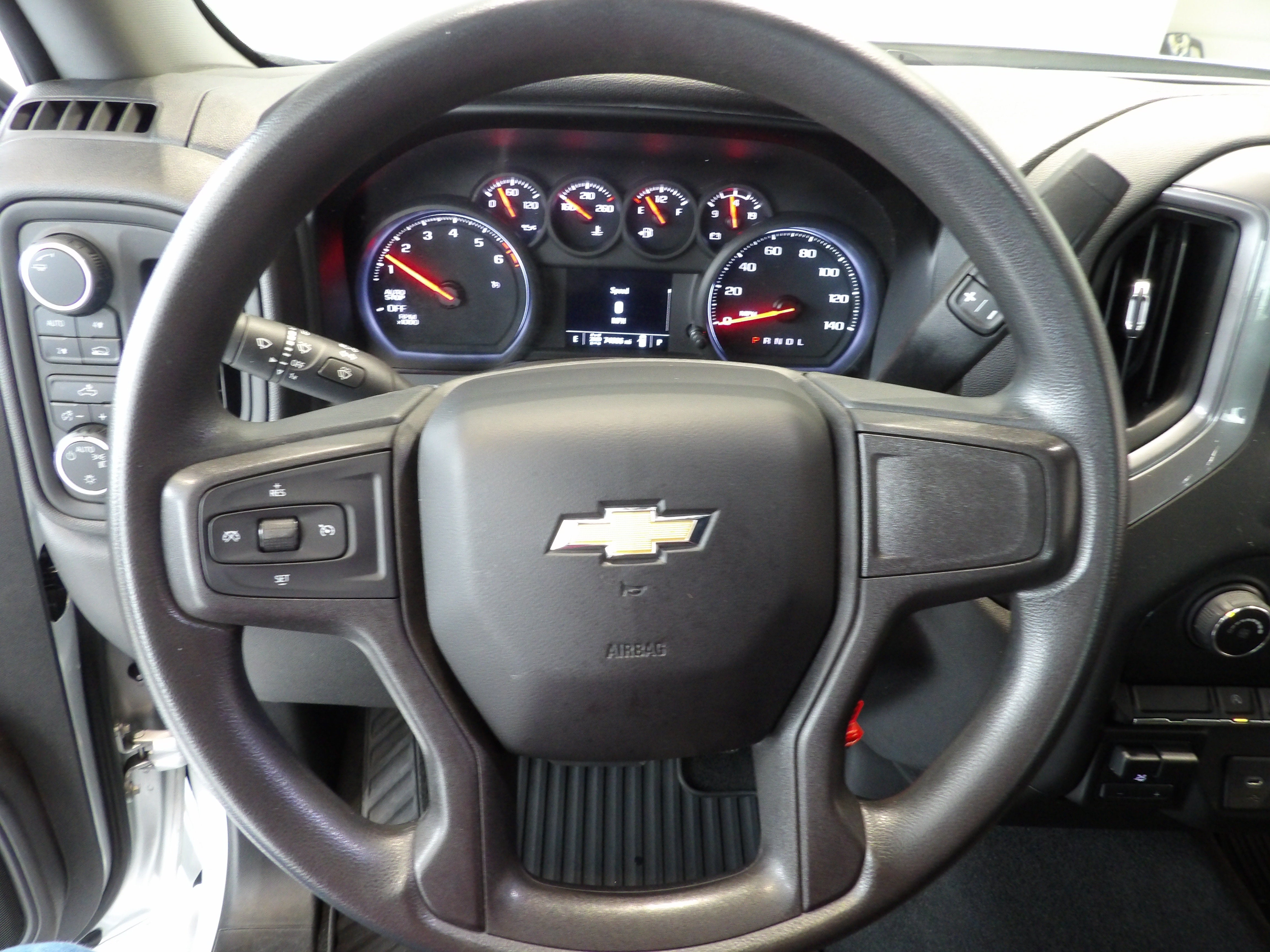 2021 Chevrolet Silverado 1500 Custom