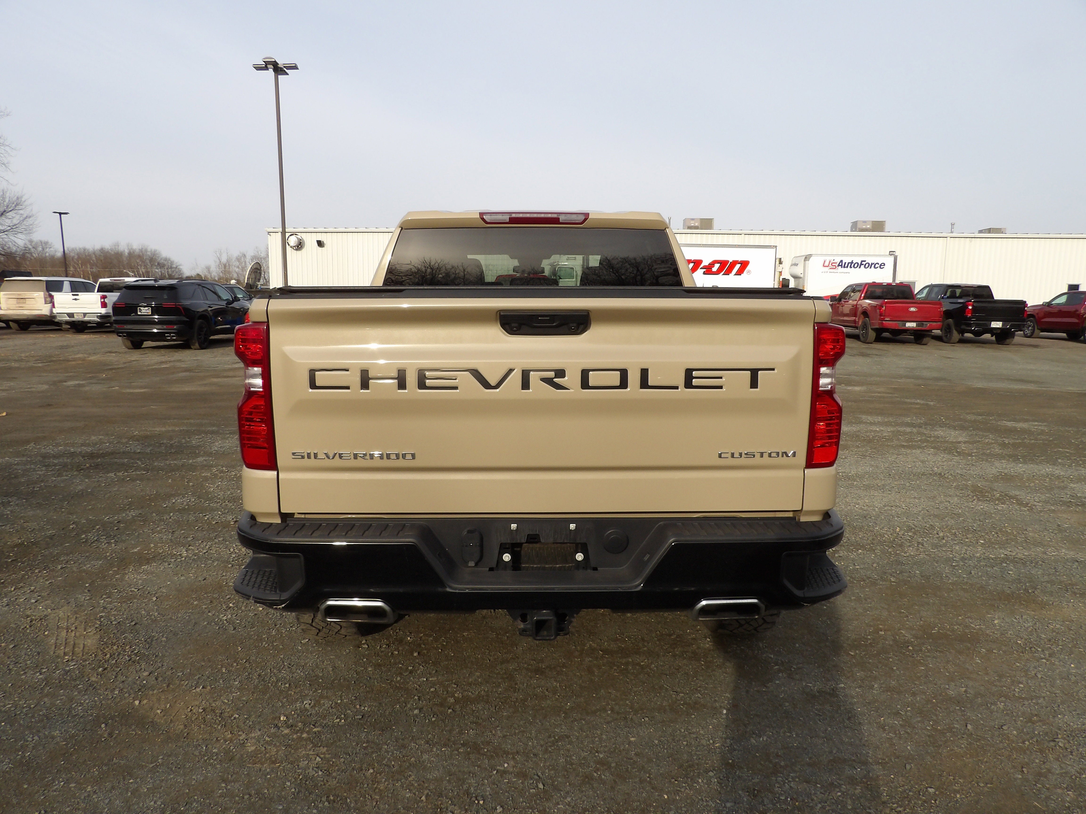 2023 Chevrolet Silverado 1500 Custom Trail Boss