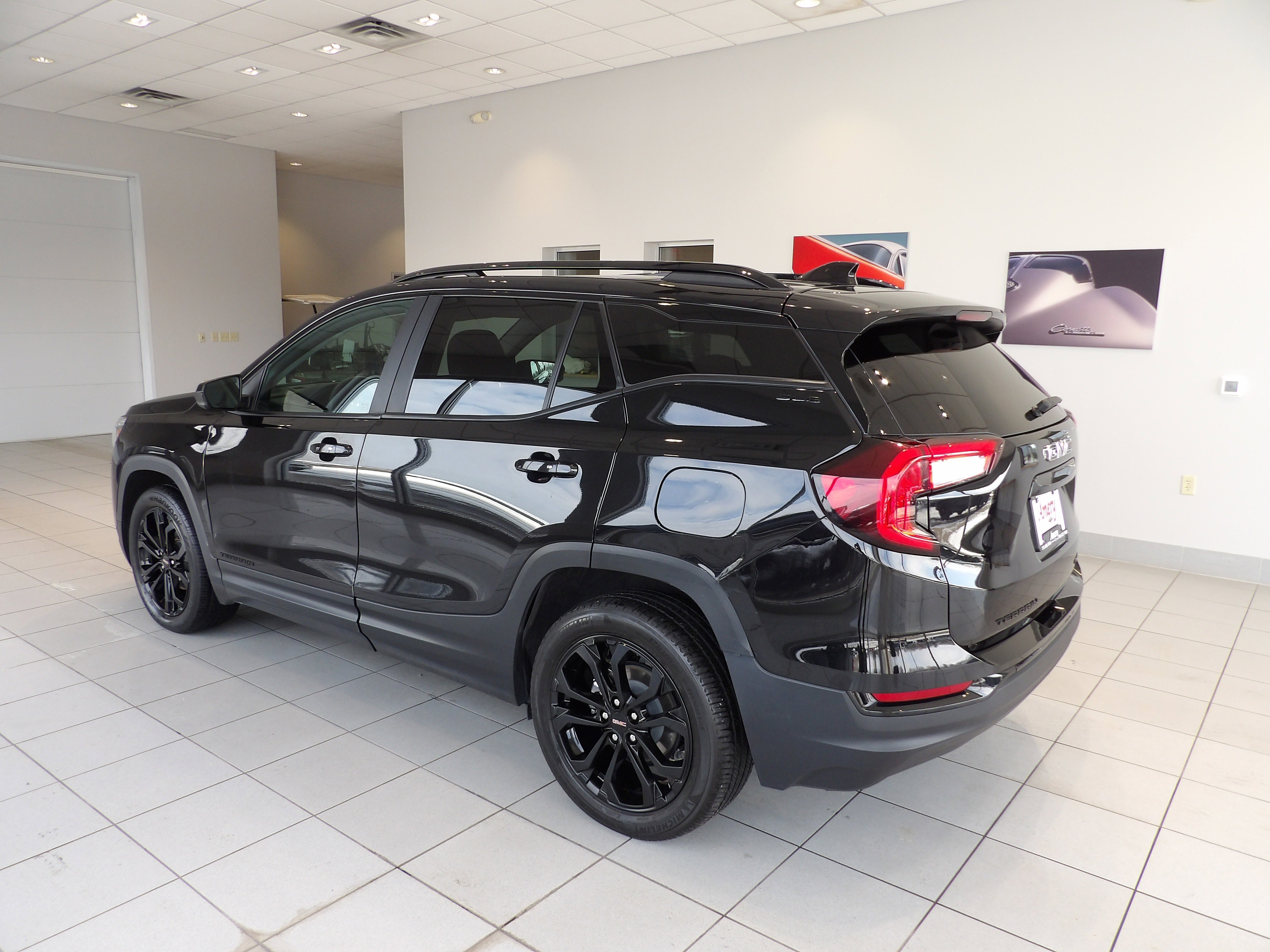 2022 GMC Terrain SLE