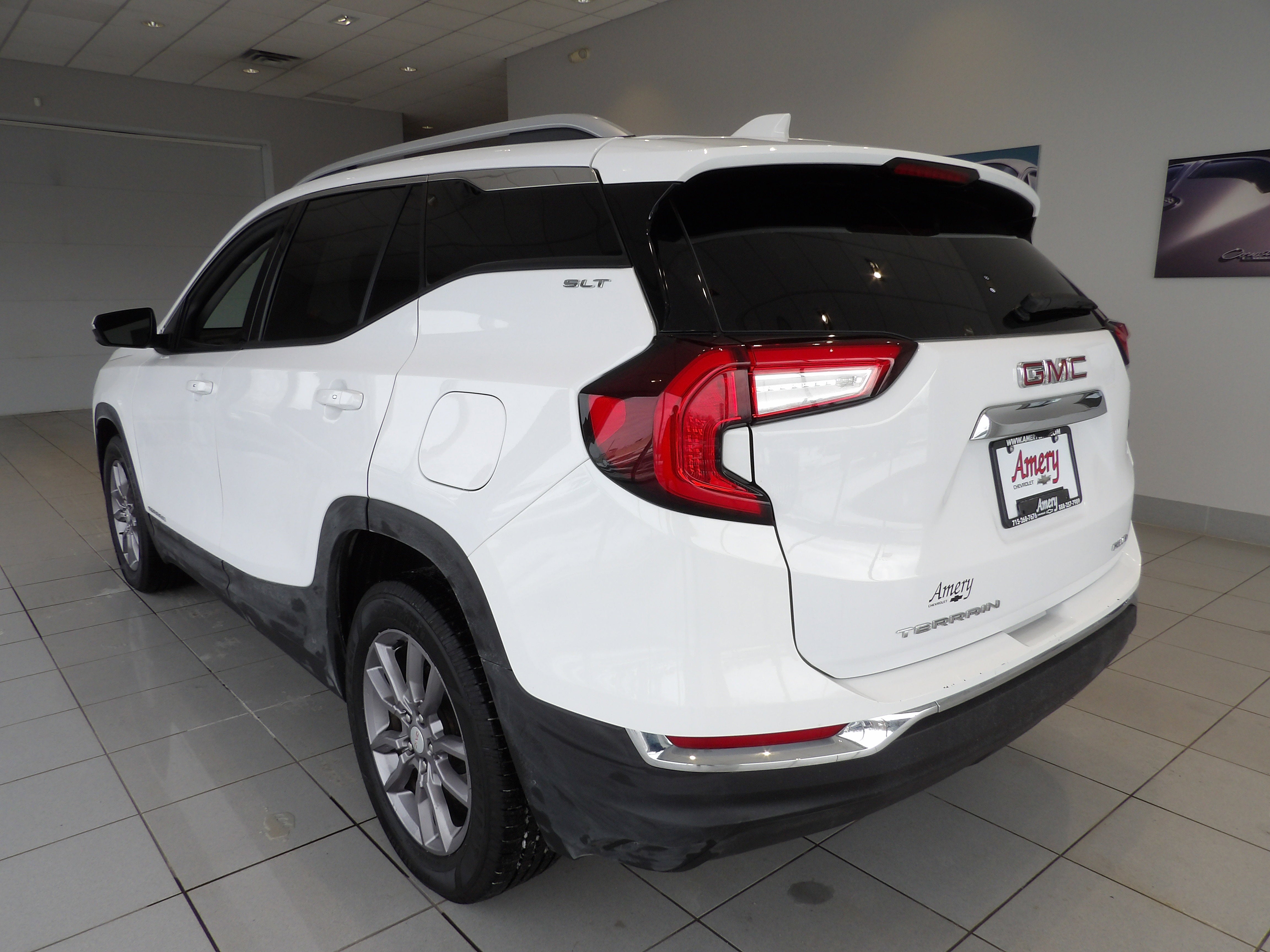 2023 GMC Terrain SLT