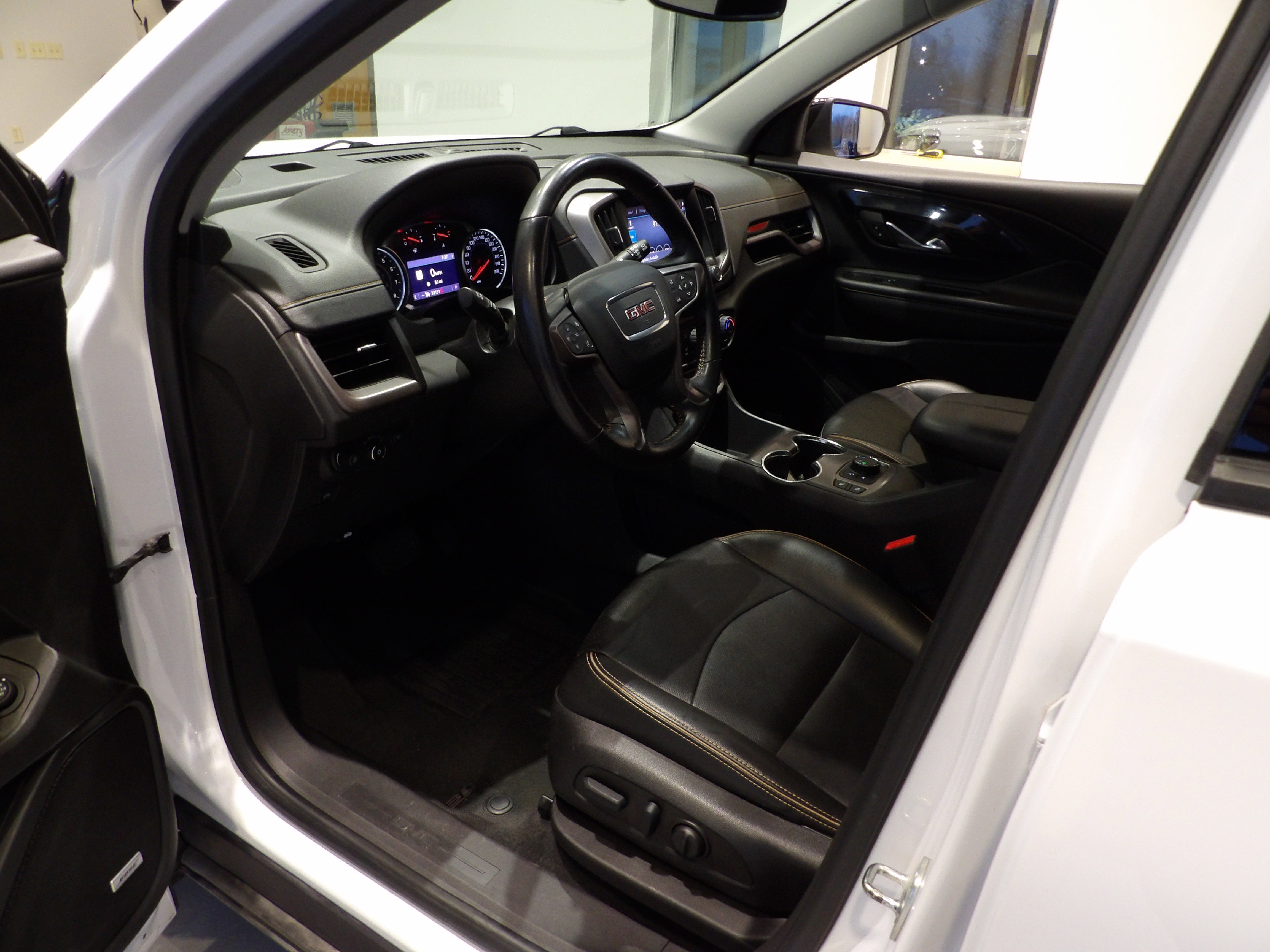 2022 GMC Terrain AT4