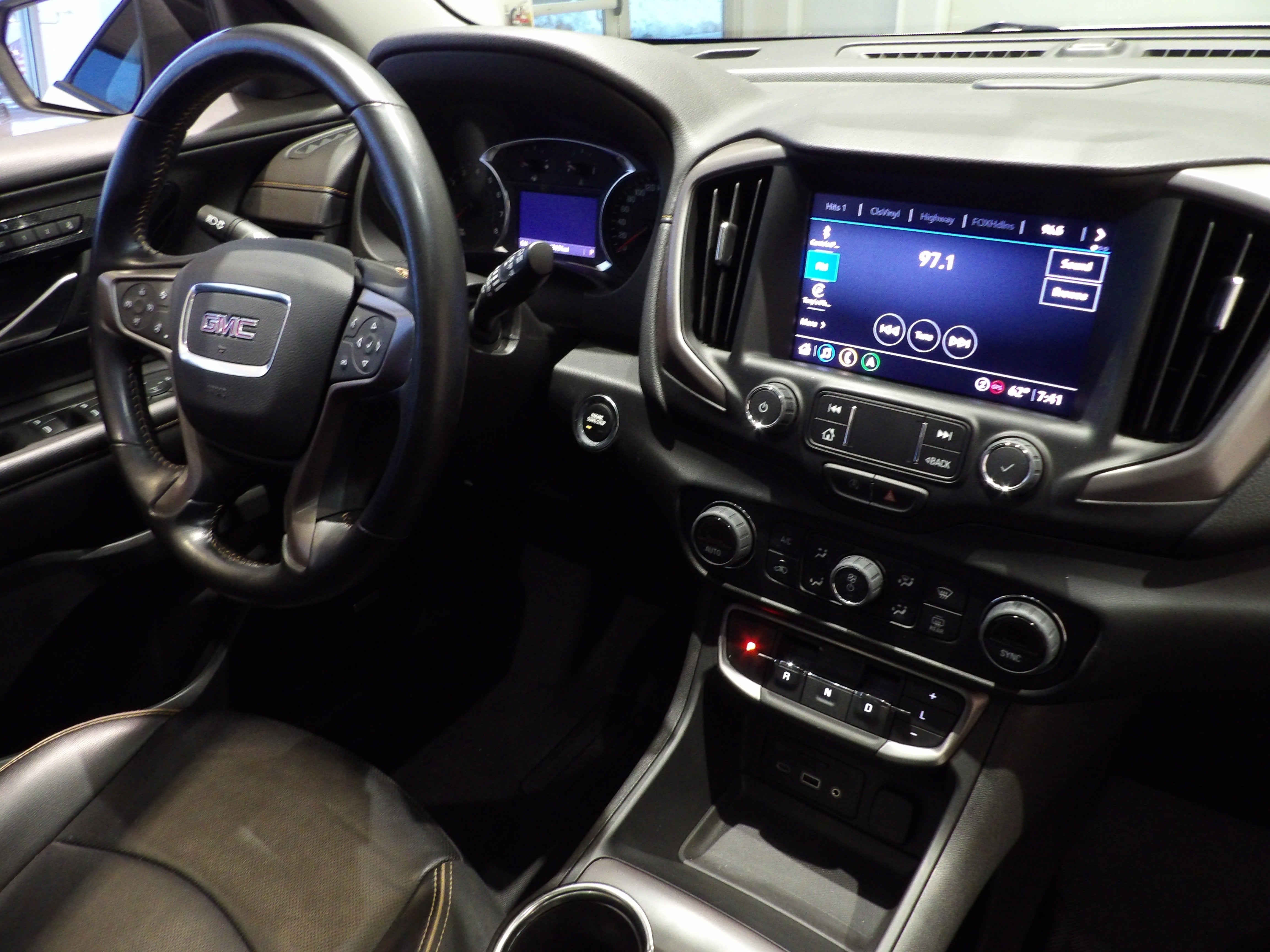 2022 GMC Terrain AT4