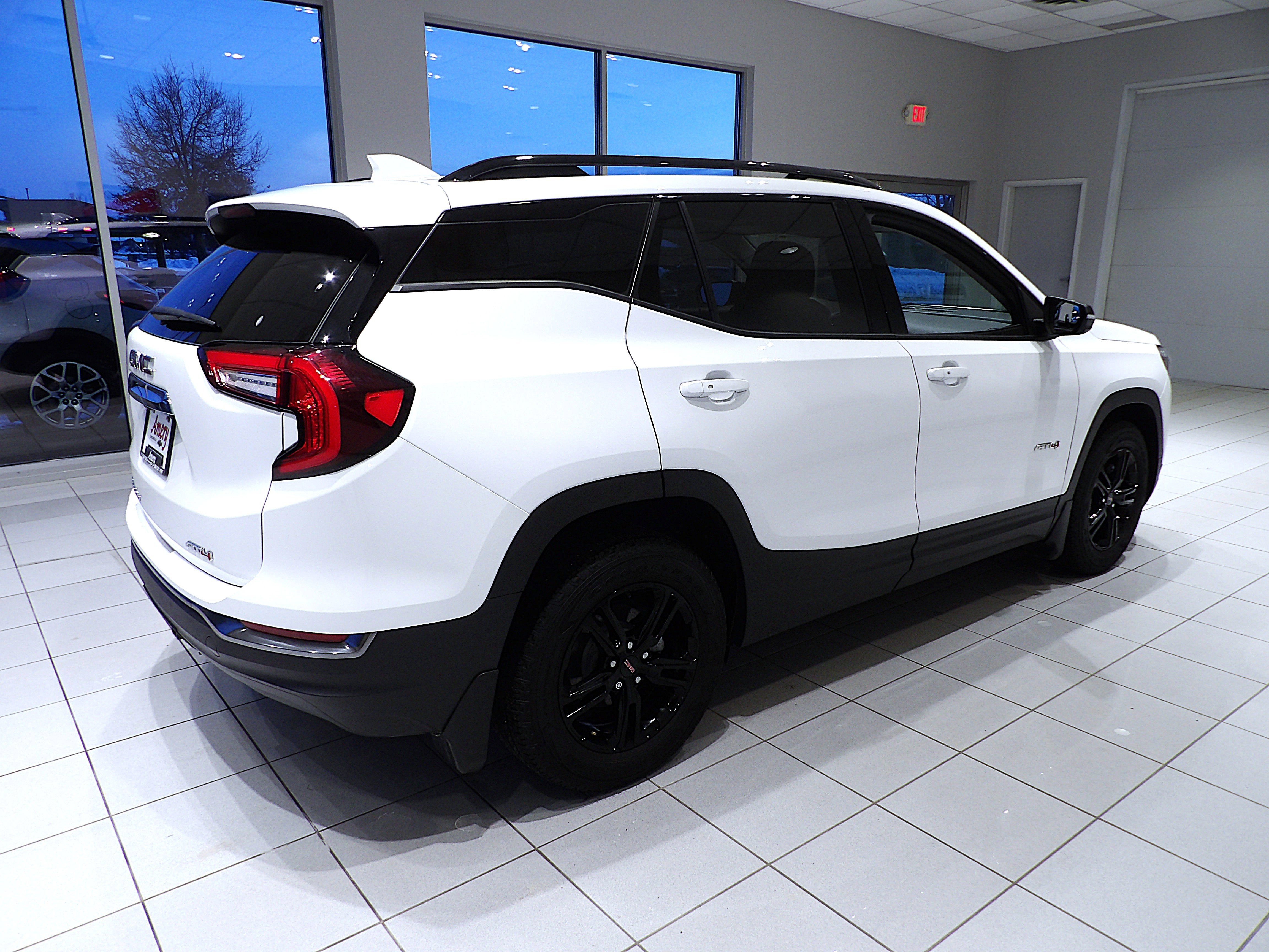 2022 GMC Terrain AT4