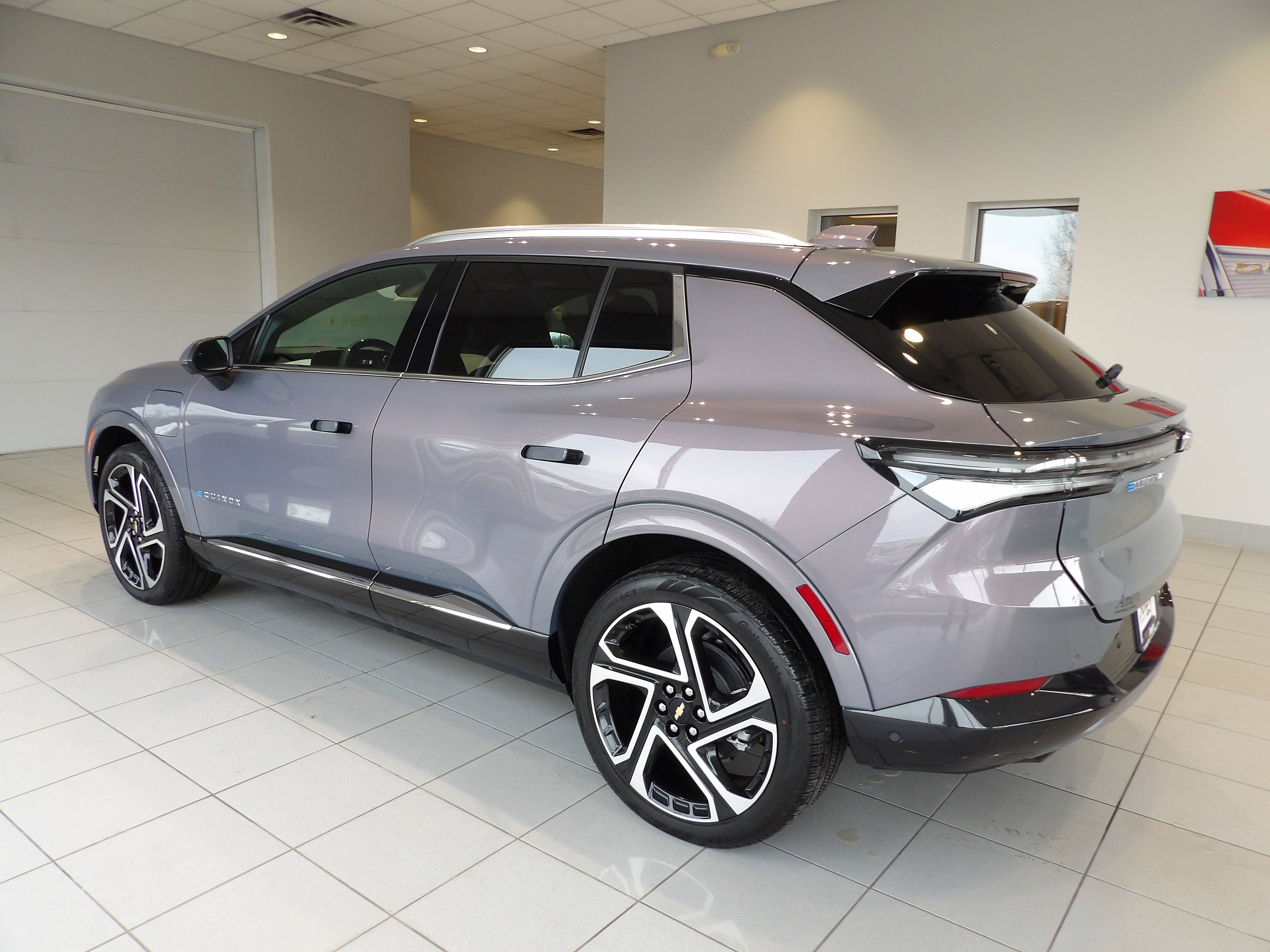 2025 Chevrolet Equinox EV LT