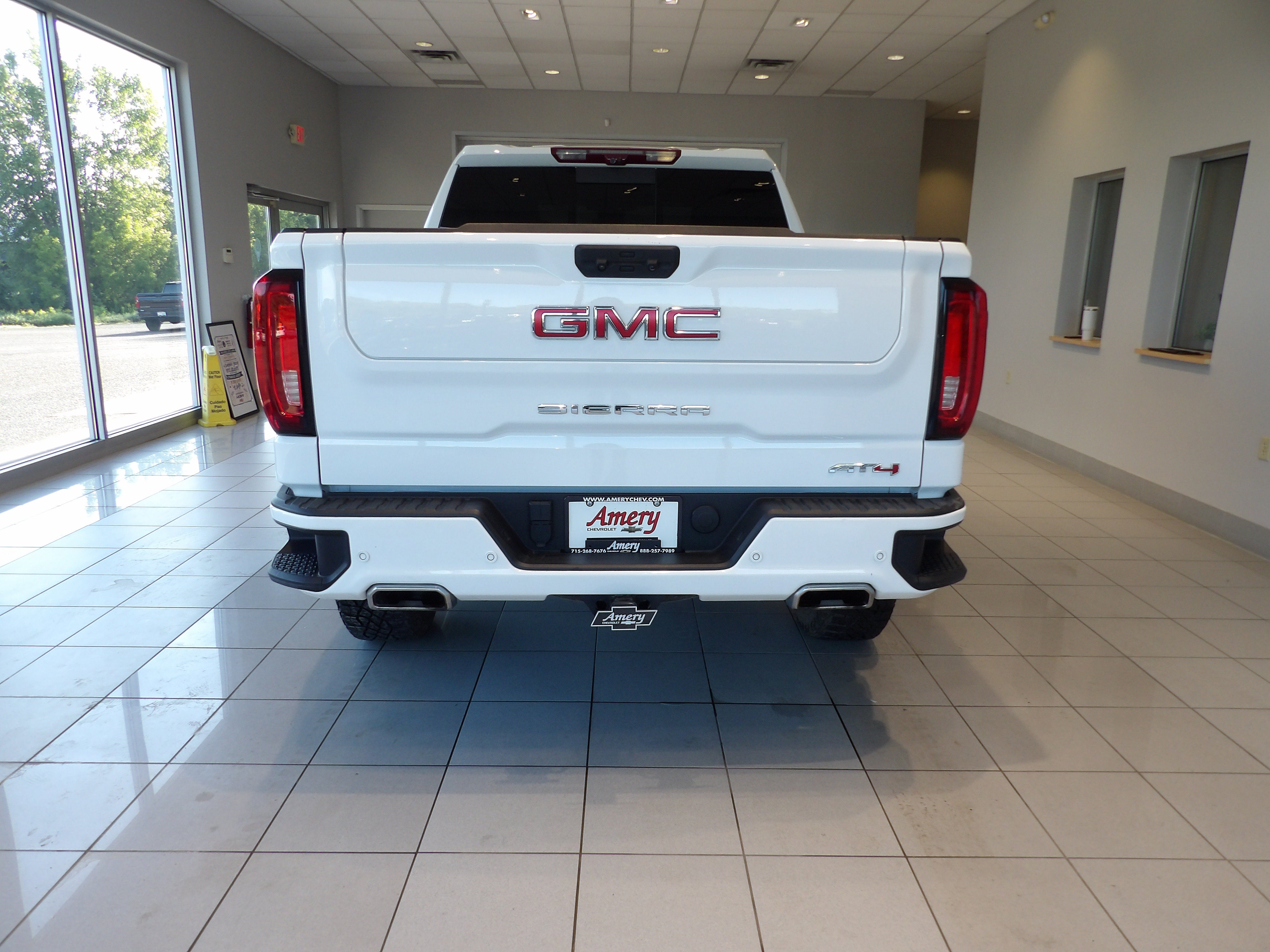 2024 GMC Sierra 1500 AT4