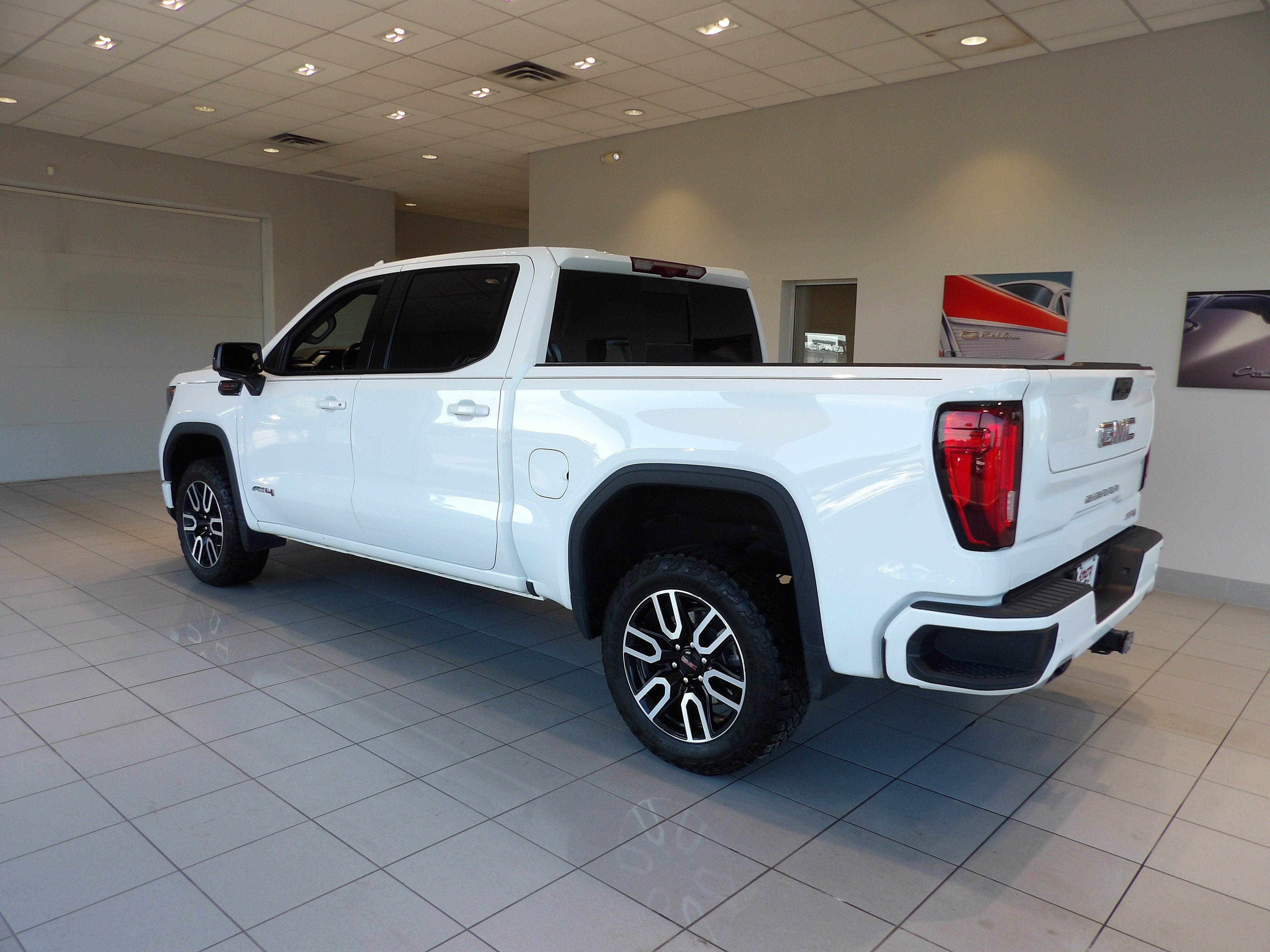 2024 GMC Sierra 1500 AT4