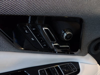 2025 Cadillac OPTIQ Luxury 1