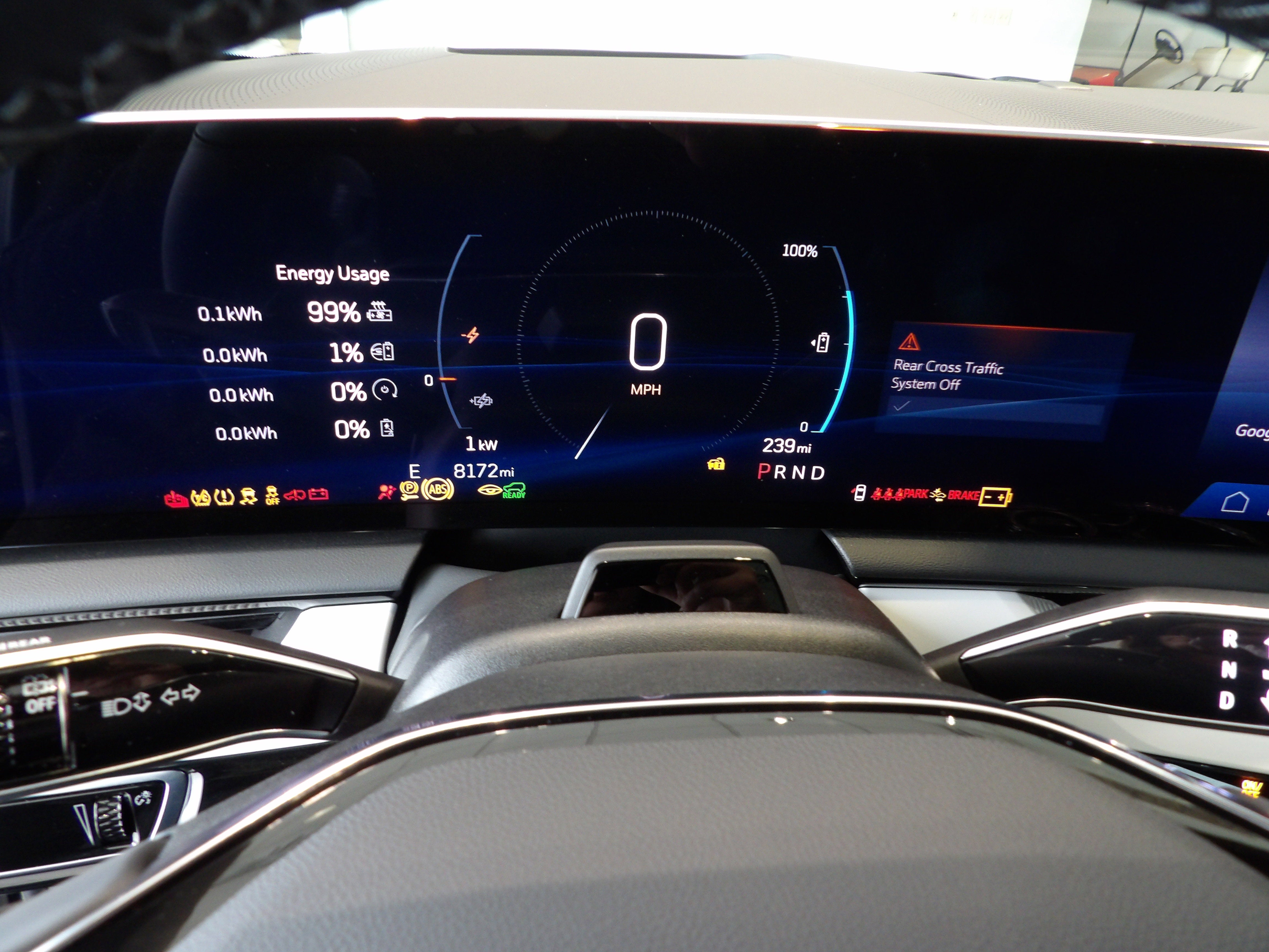 2025 Cadillac OPTIQ Luxury 2