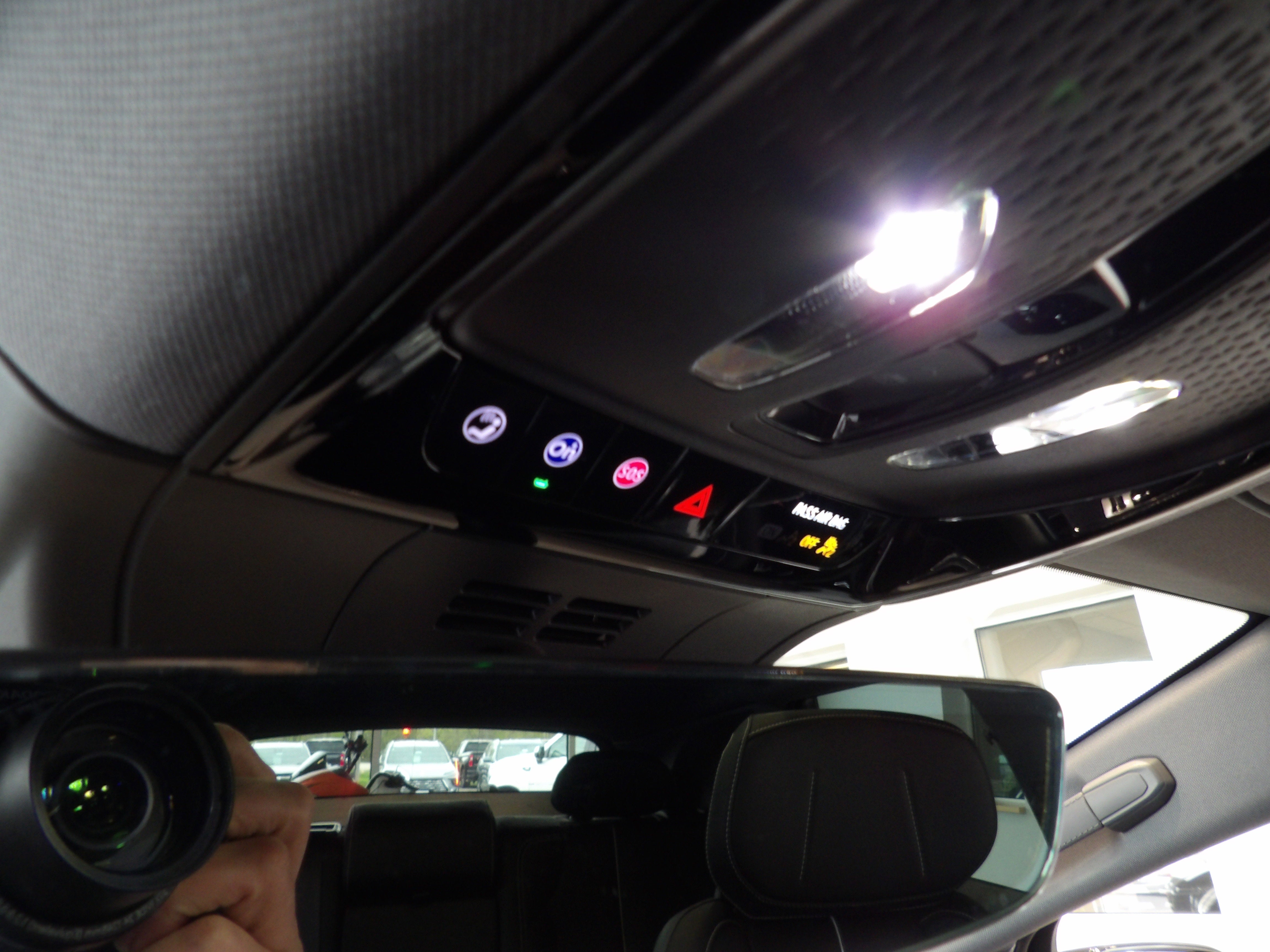 2025 Cadillac OPTIQ Luxury 2