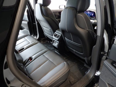 2025 Cadillac OPTIQ Luxury 2