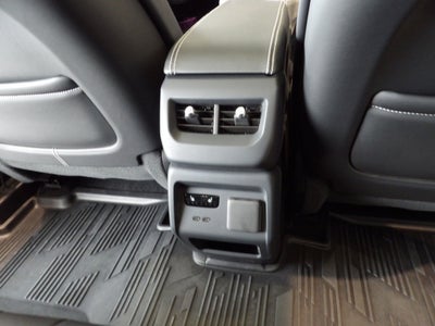 2025 Cadillac OPTIQ Luxury 2