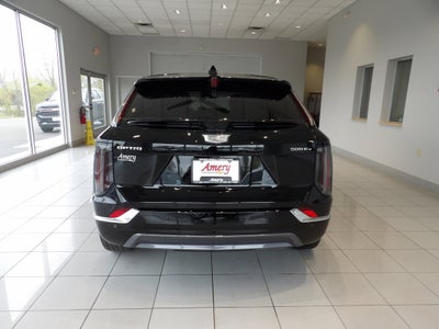 2025 Cadillac OPTIQ Luxury 2