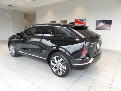 2025 Cadillac OPTIQ Luxury 2