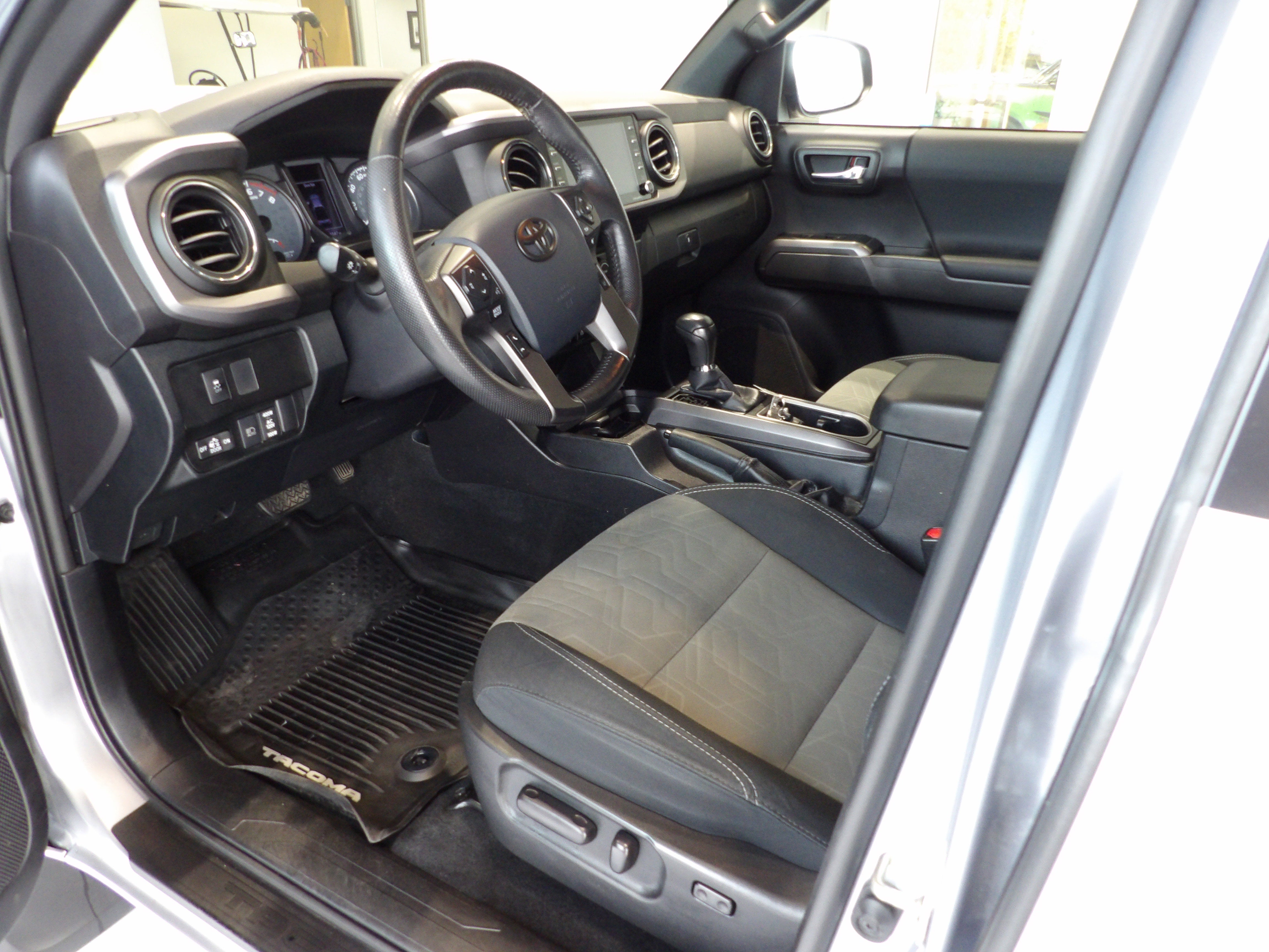 2020 Toyota Tacoma 4WD SR5