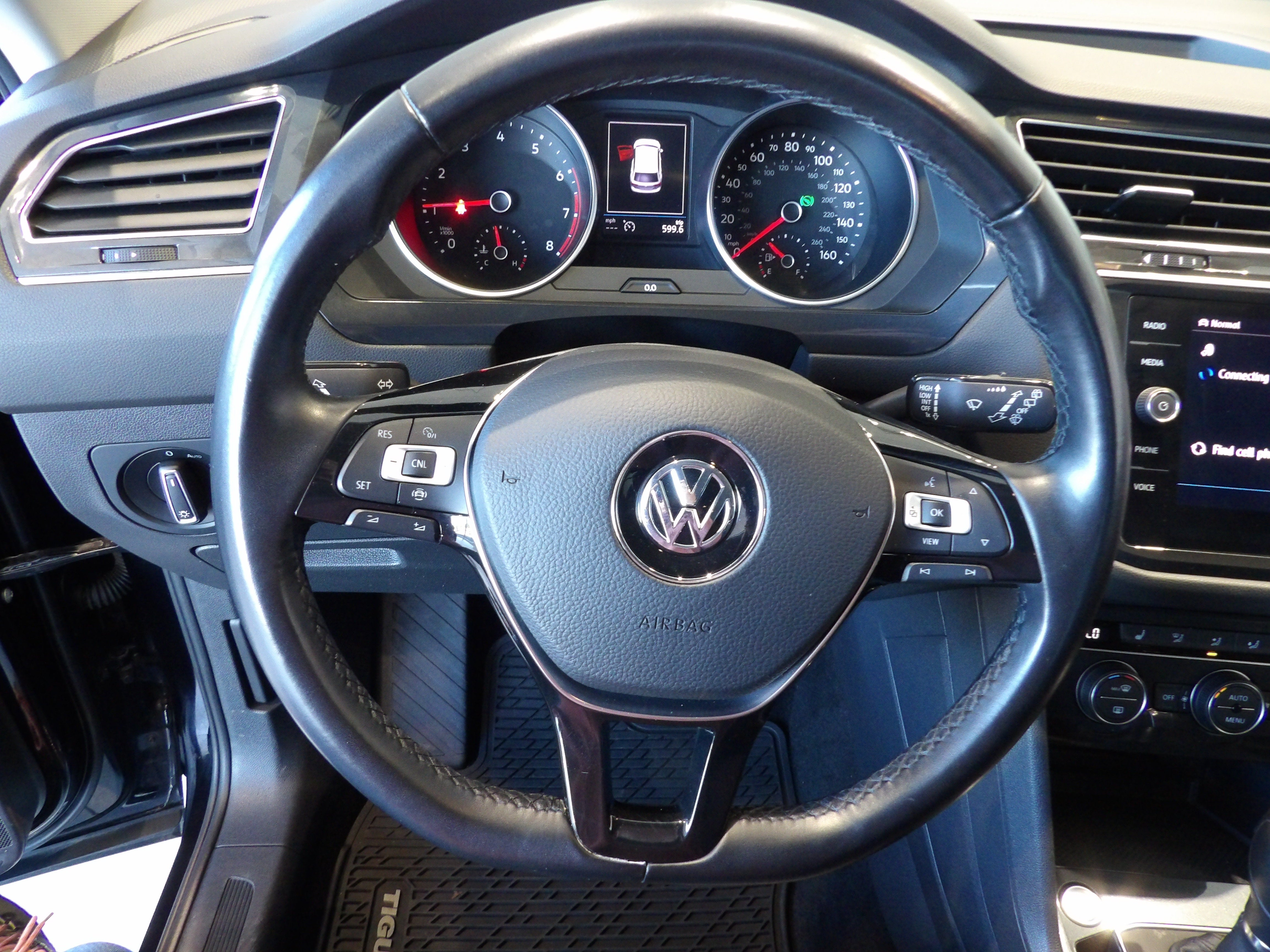 2019 Volkswagen Tiguan SE