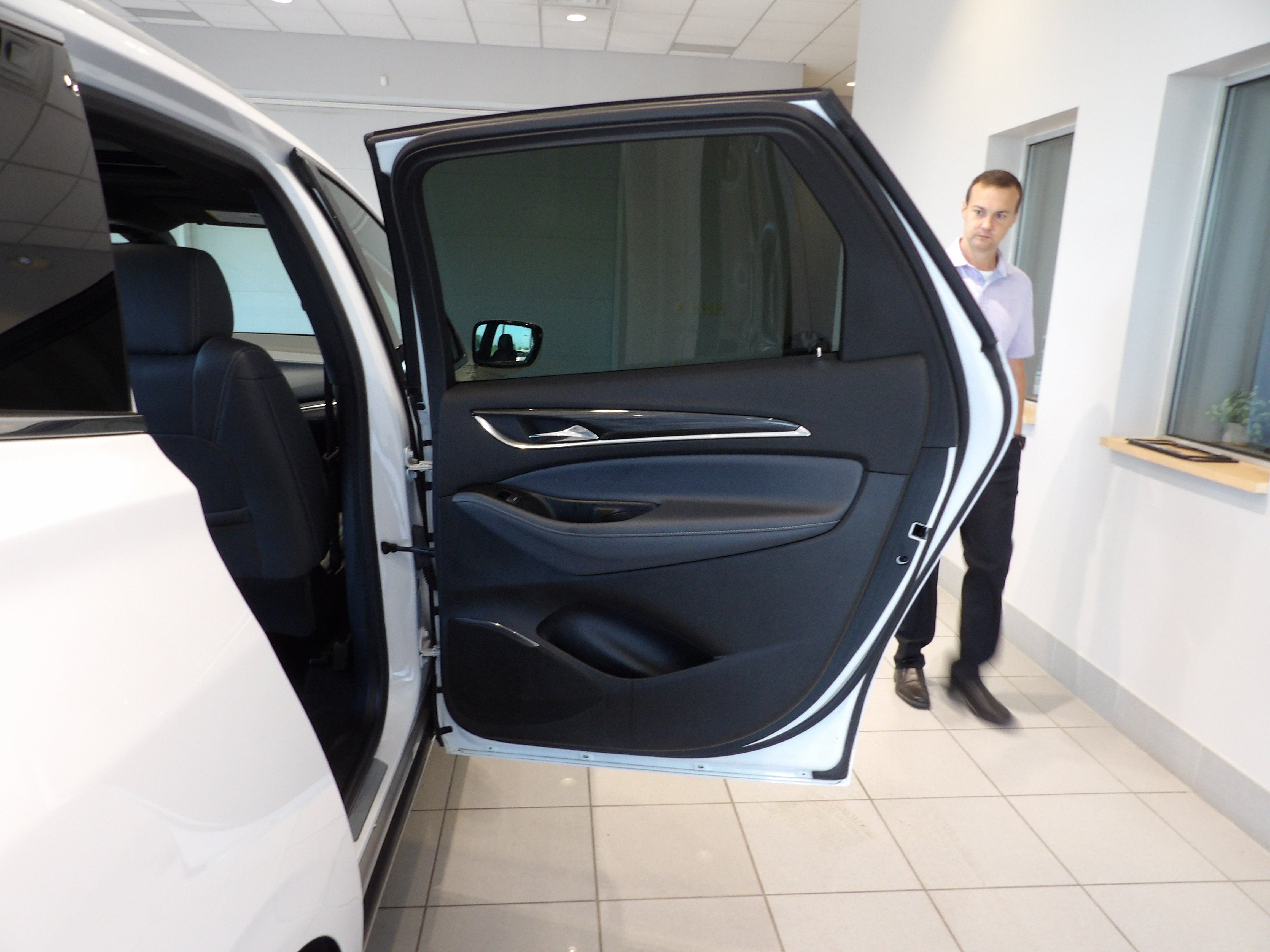 2023 Buick Enclave Essence