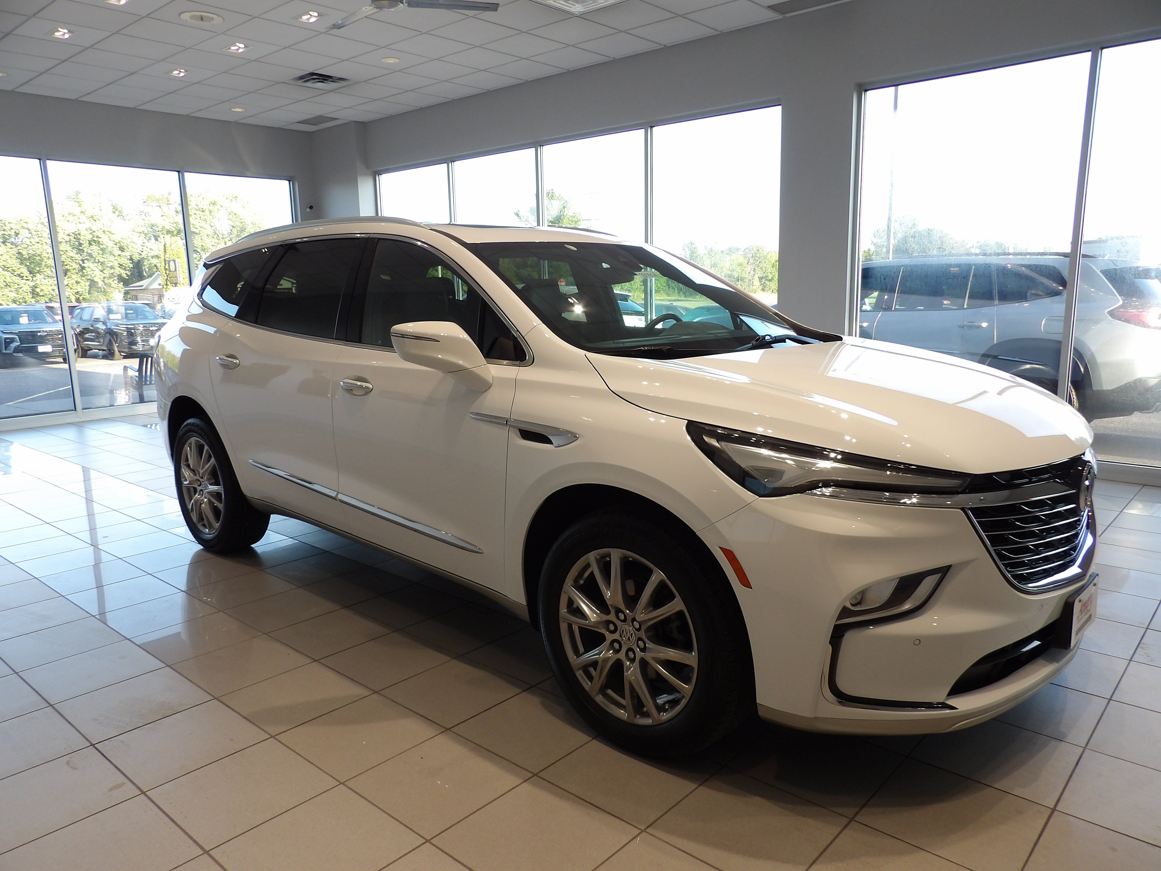 2023 Buick Enclave Essence