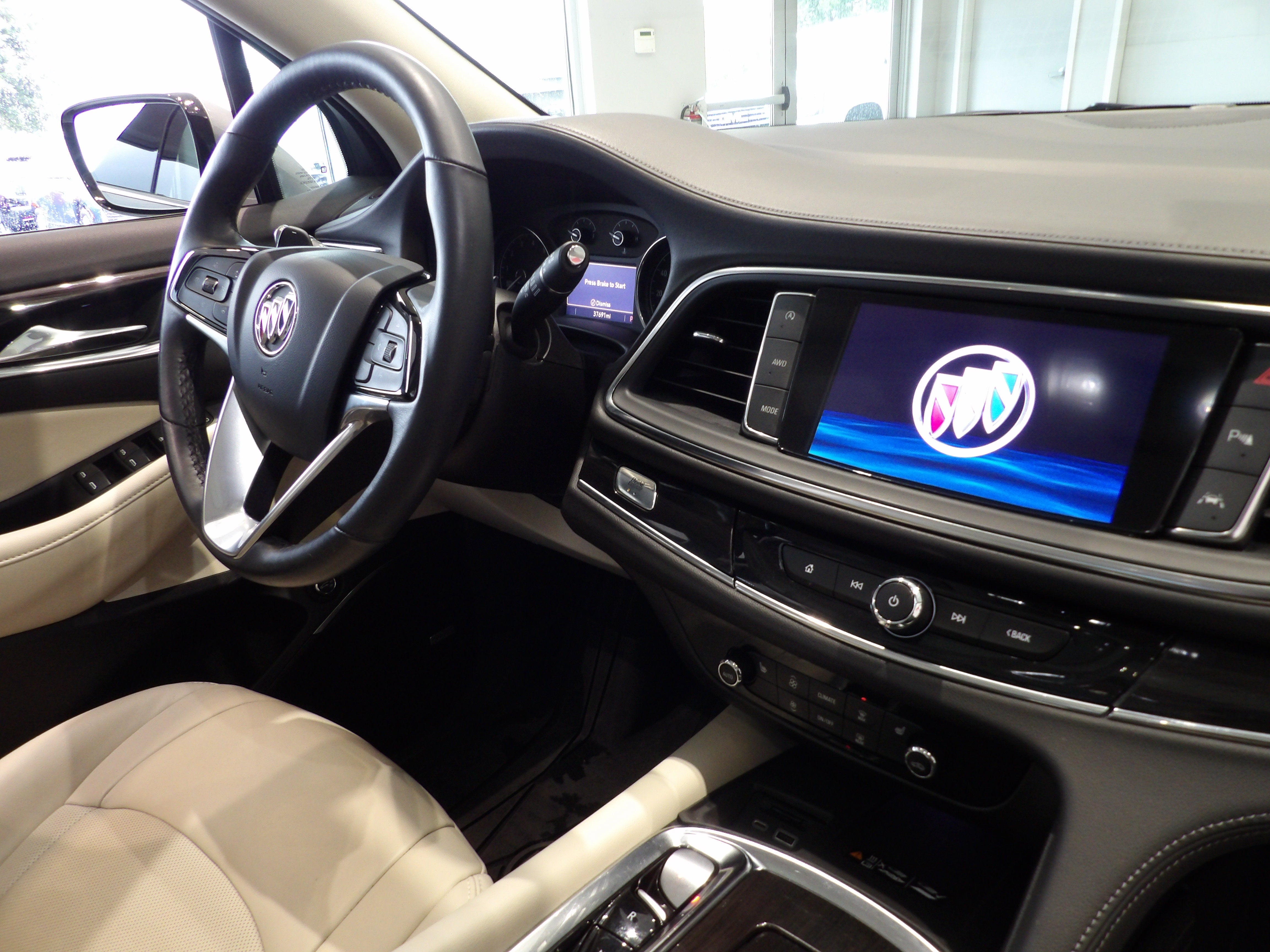 2023 Buick Enclave Essence