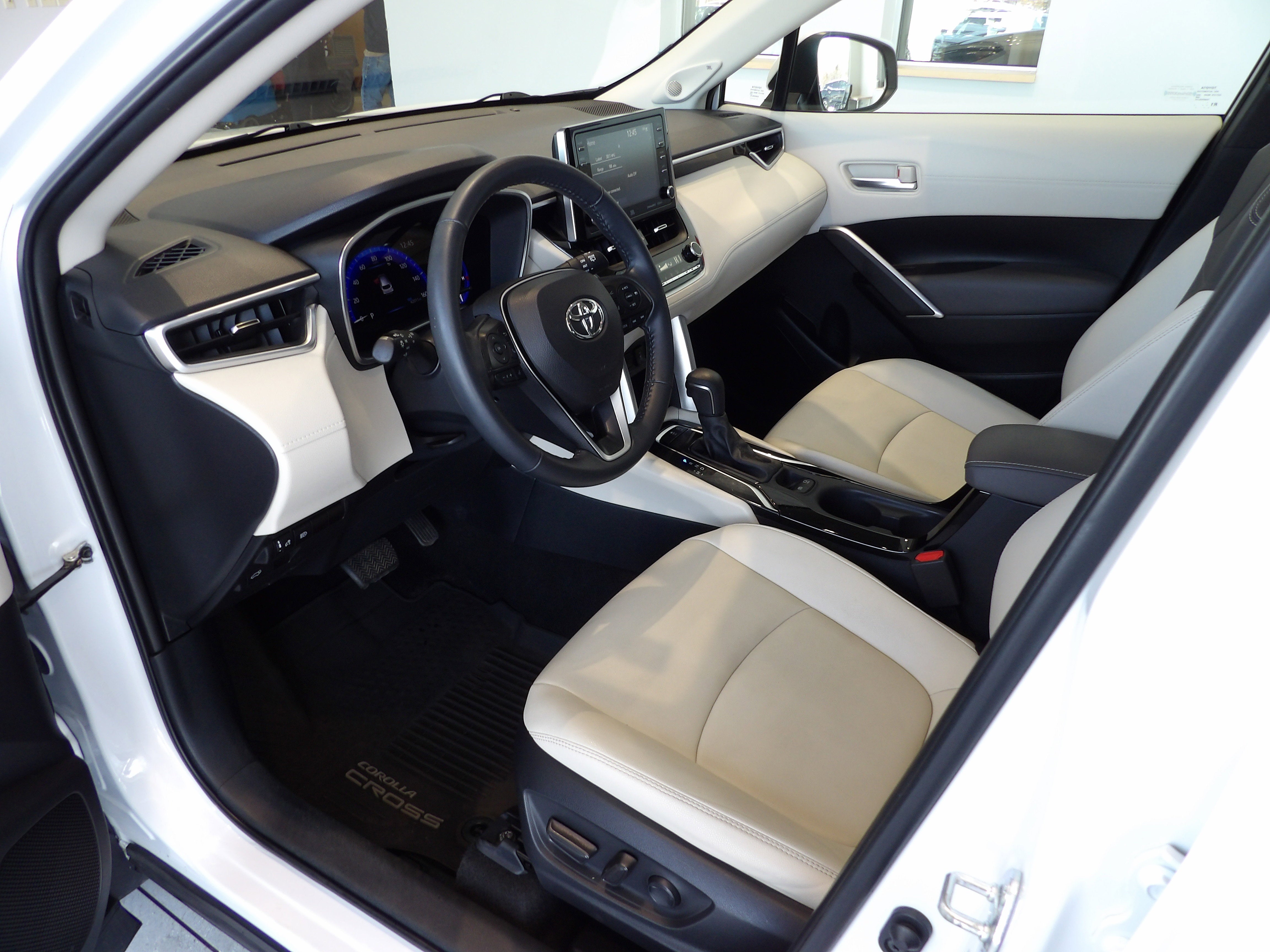 2022 Toyota Corolla Cross XLE