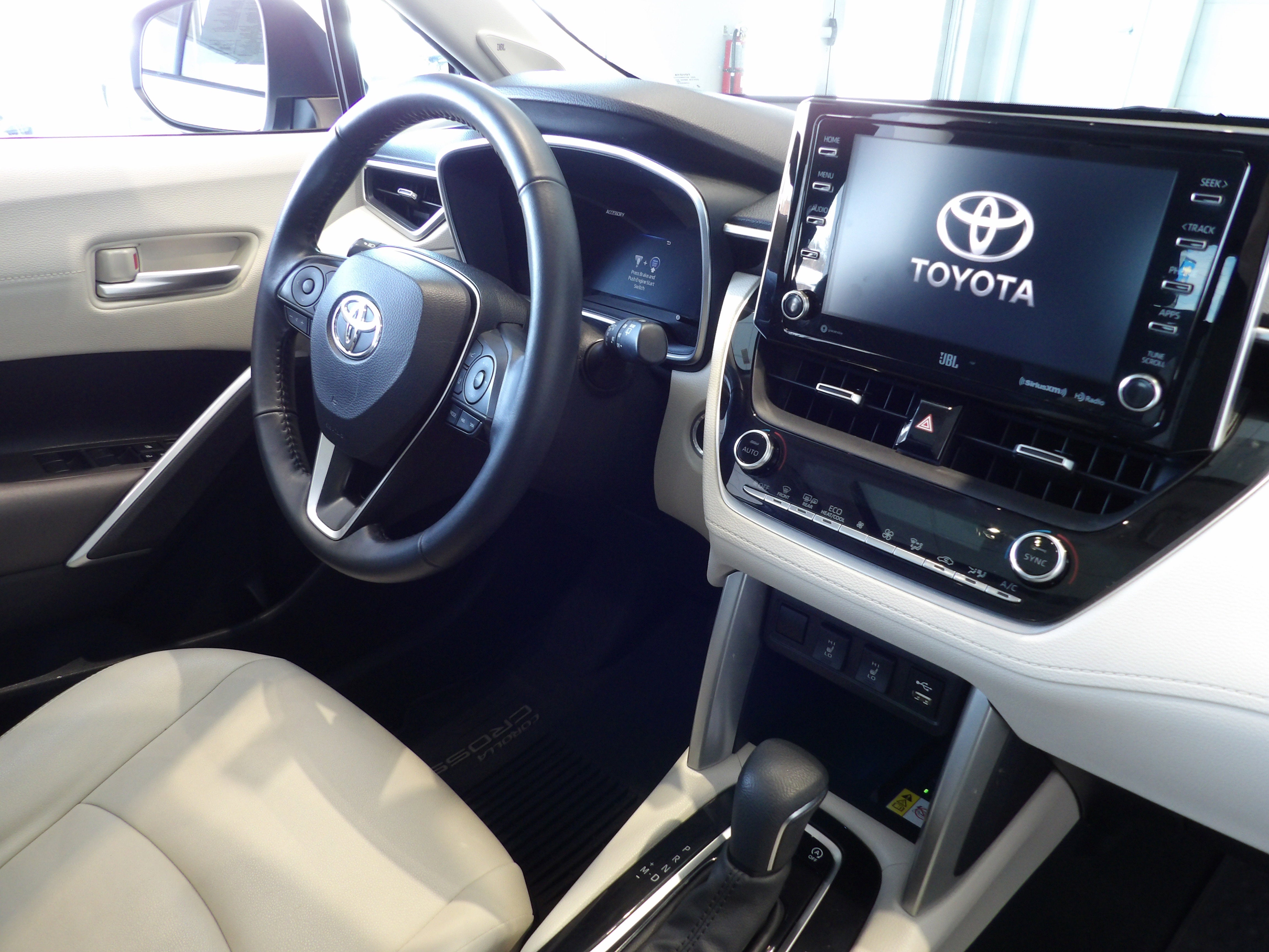 2022 Toyota Corolla Cross XLE