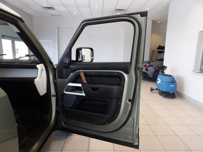 2020 Land Rover Defender HSE