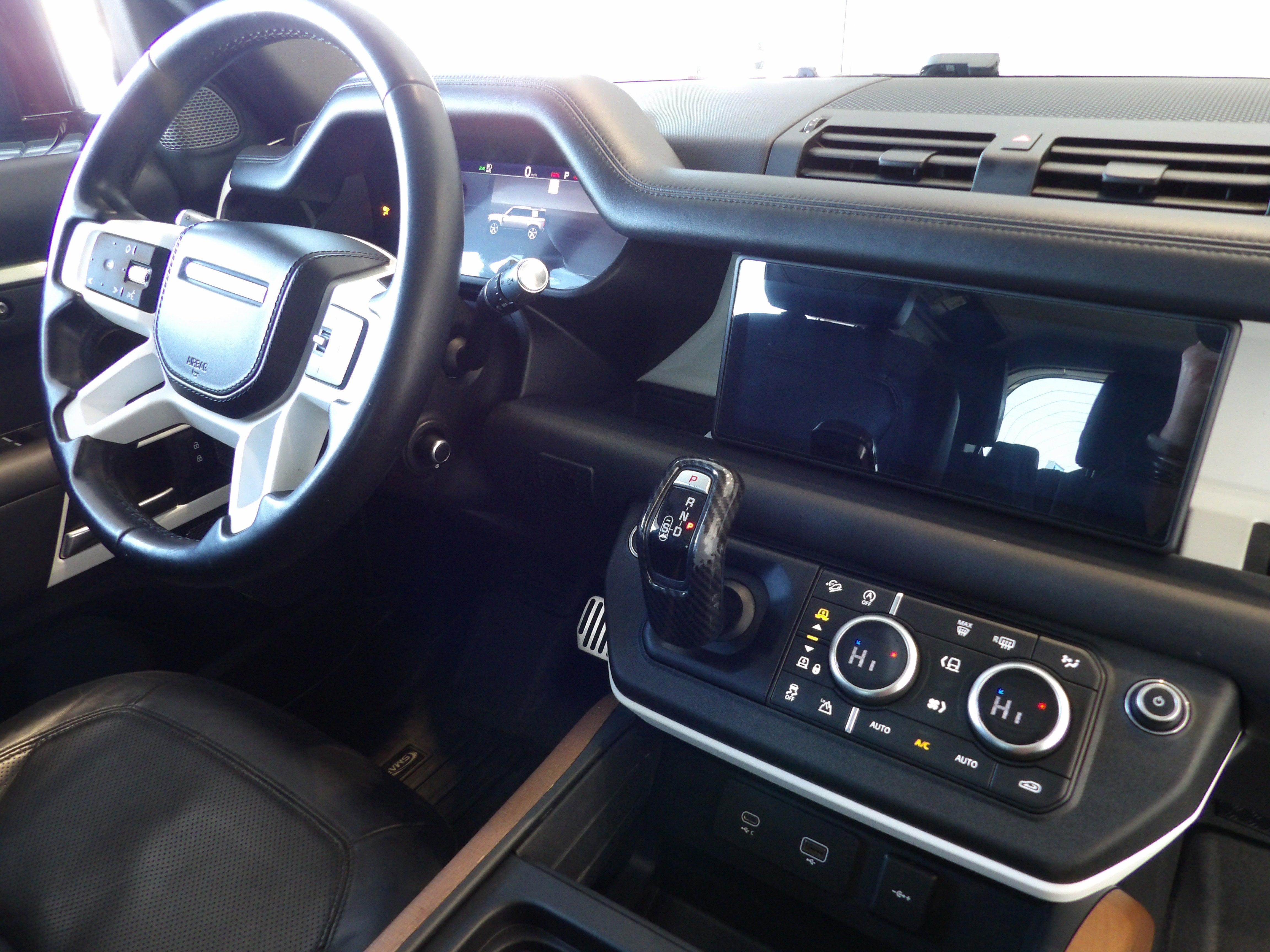 2020 Land Rover Defender HSE